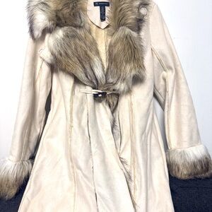 I.N.C International Concepts Ivory Faux Fur Collar Coat